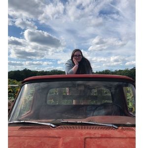 Meet your Posher, Abby